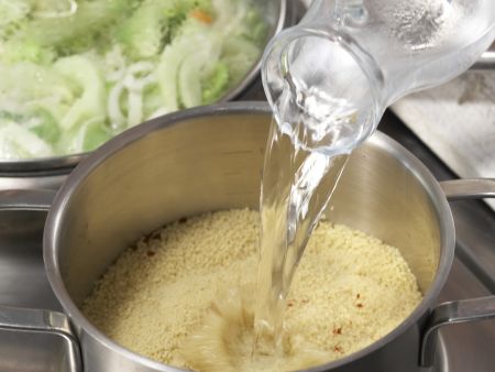 Grünes Gurkengemüse Zubereitung Schritt 7 Grünes Gurkengemüse Zubereitung Schritt 7
