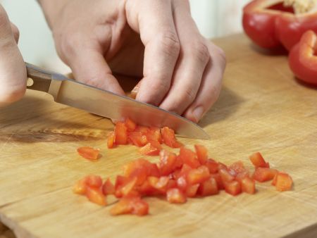 Grünkernbuletten mit Paprikarahm Zubereitung Schritt 8 Grünkernbuletten mit Paprikarahm Zubereitung Schritt 8