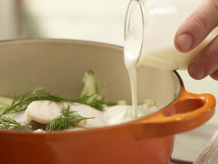 Gurken-Fisch-Ragout Zubereitung Schritt 8 Gurken-Fisch-Ragout Zubereitung Schritt 8