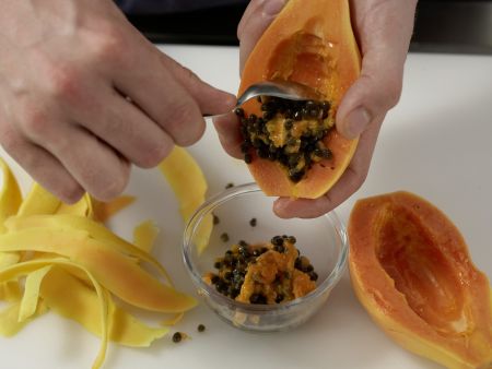 Hähnchen im Tortillamantel Zubereitung Schritt 3 Hähnchen im Tortillamantel Zubereitung Schritt 3