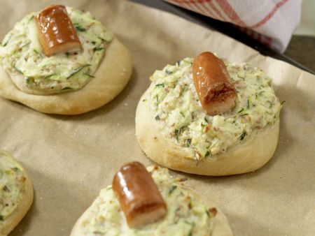 Hefeküchlein mit Salat Zubereitung Schritt 10 Hefeküchlein mit Salat Zubereitung Schritt 10