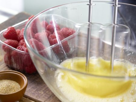 Himbeertorte Zubereitung Schritt 1 Himbeertorte Zubereitung Schritt 1