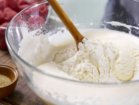 Himbeertorte Zubereitung Schritt 2 Himbeertorte Zubereitung Schritt 2