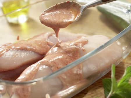 Indisches Hähnchen vom Blech Zubereitung Schritt 2 Indisches Hähnchen vom Blech Zubereitung Schritt 2