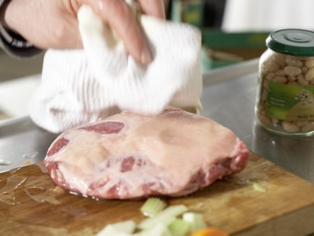 Kalbstafelspitz aus dem Ofen Zubereitung Schritt 5 Kalbstafelspitz aus dem Ofen Zubereitung Schritt 5