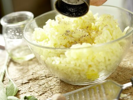 Kartoffel-Gnocchi Zubereitung Schritt 6 Kartoffel-Gnocchi Zubereitung Schritt 6