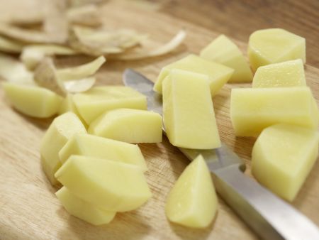 Kartoffel-Pilz-Brei mit Fleisch Zubereitung Schritt 1 Kartoffel-Pilz-Brei mit Fleisch Zubereitung Schritt 1
