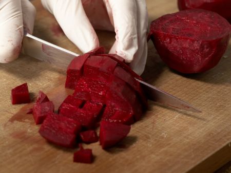 Kartoffelbrei mit Roter Bete Zubereitung Schritt 2 Kartoffelbrei mit Roter Bete Zubereitung Schritt 2