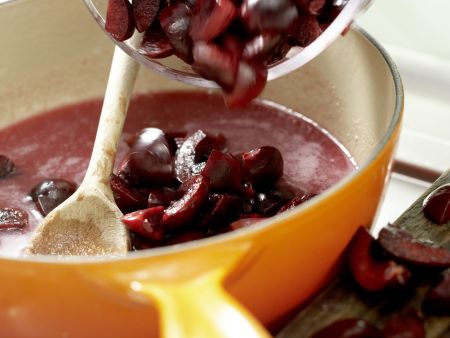Kirschmarmelade Zubereitung Schritt 3 Kirschmarmelade Zubereitung Schritt 3