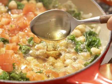 Klare Grünkohlsuppe Zubereitung Schritt 7 Klare Grünkohlsuppe Zubereitung Schritt 7