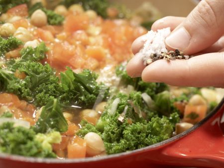Klare Grünkohlsuppe Zubereitung Schritt 8 Klare Grünkohlsuppe Zubereitung Schritt 8