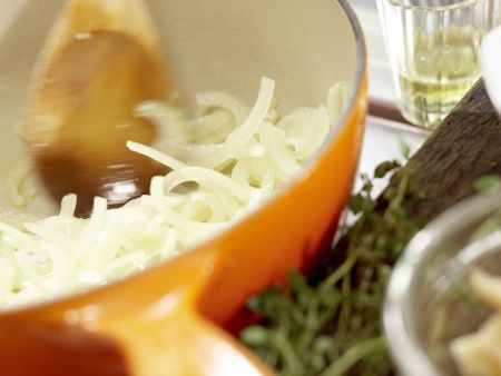 Knoblauchsuppe Zubereitung Schritt 5 Knoblauchsuppe Zubereitung Schritt 5