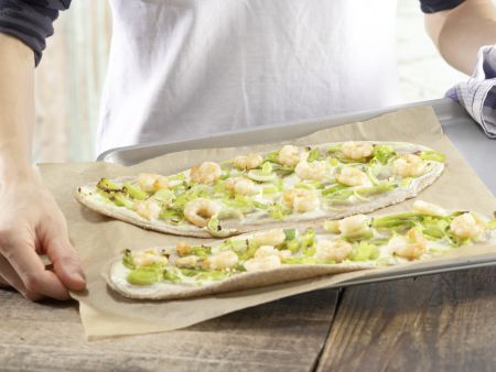 Knuspriger Flammkuchen Zubereitung Schritt 9 Knuspriger Flammkuchen Zubereitung Schritt 9