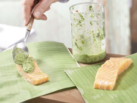 Lachs im Bananenblatt Zubereitung Schritt 6 Lachs im Bananenblatt Zubereitung Schritt 6