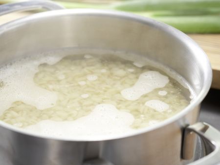 Lachsspieße mit Möhrensalat Zubereitung Schritt 2 Lachsspieße mit Möhrensalat Zubereitung Schritt 2