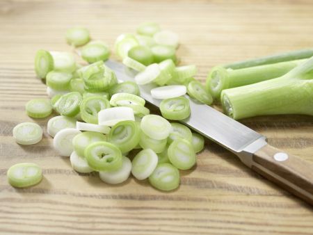 Lachsspieße mit Möhrensalat Zubereitung Schritt 4 Lachsspieße mit Möhrensalat Zubereitung Schritt 4
