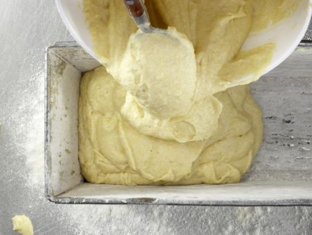 Maisgrieß-Rührkuchen Zubereitung Schritt 7 Maisgrieß-Rührkuchen Zubereitung Schritt 7