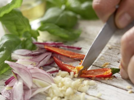 Marinierte Fenchel-Oliven Zubereitung Schritt 3 Marinierte Fenchel-Oliven Zubereitung Schritt 3