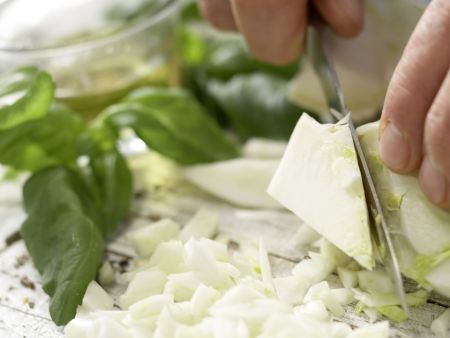 Marinierte Fenchel-Oliven Zubereitung Schritt 4 Marinierte Fenchel-Oliven Zubereitung Schritt 4