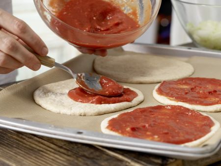 Meeresfrüchte-Pizza Zubereitung Schritt 12 Meeresfrüchte-Pizza Zubereitung Schritt 12