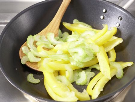 Meeresfrüchtesalat Zubereitung Schritt 10 Meeresfrüchtesalat Zubereitung Schritt 10