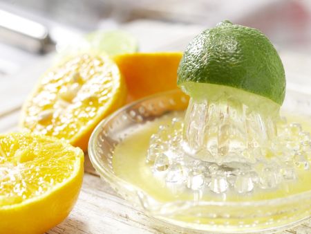 Möhren-Mandarinen-Drink Zubereitung Schritt 2 Möhren-Mandarinen-Drink Zubereitung Schritt 2