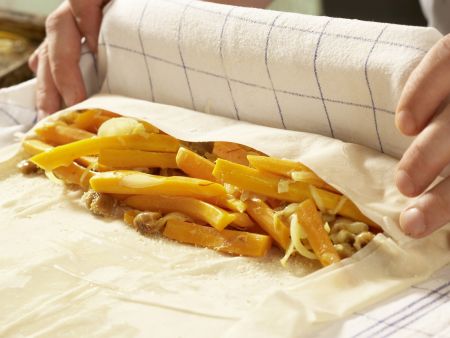 Möhrenstrudel Zubereitung Schritt 10 Möhrenstrudel Zubereitung Schritt 10