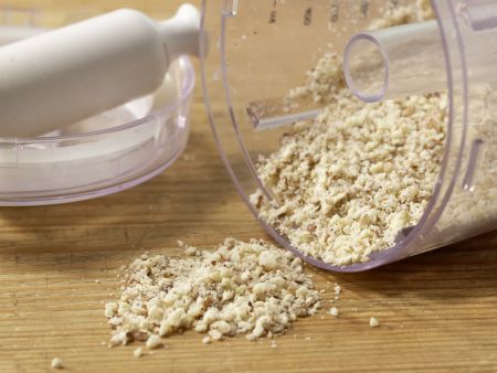 Muffins mit Kürbis und Nüssen Zubereitung Schritt 3 Muffins mit Kürbis und Nüssen Zubereitung Schritt 3
