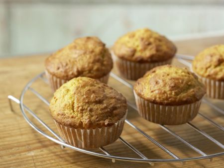 Muffins mit Kürbis und Nüssen Zubereitung Schritt 7 Muffins mit Kürbis und Nüssen Zubereitung Schritt 7