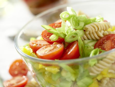 Nudel-Gemüse-Salat Zubereitung Schritt 5 Nudel-Gemüse-Salat Zubereitung Schritt 5
