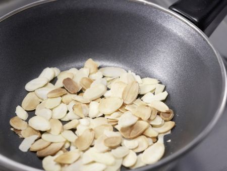 Orangen-Joghurt Zubereitung Schritt 1 Orangen-Joghurt Zubereitung Schritt 1