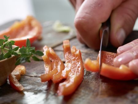 Paprika-Wirsing-Gemüse Zubereitung Schritt 3 Paprika-Wirsing-Gemüse Zubereitung Schritt 3