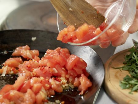 Penne all'arrabbiata – smarter Zubereitung Schritt 5 Penne all'arrabbiata – smarter Zubereitung Schritt 5