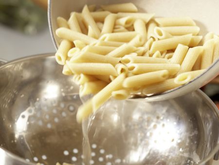 Penne all'arrabbiata – smarter Zubereitung Schritt 6 Penne all'arrabbiata – smarter Zubereitung Schritt 6