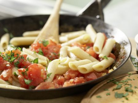 Penne all'arrabbiata – smarter Zubereitung Schritt 7 Penne all'arrabbiata – smarter Zubereitung Schritt 7