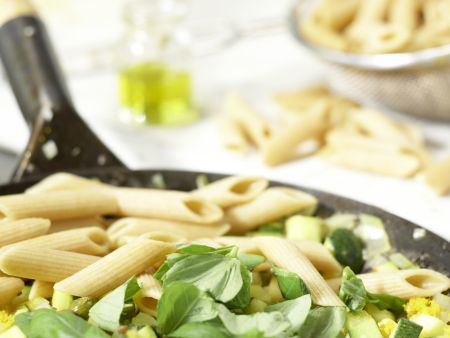 Penne mit Zucchini und Kapern Zubereitung Schritt 8 Penne mit Zucchini und Kapern Zubereitung Schritt 8