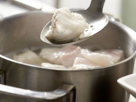 Pannfisch mit Senfsauce Zubereitung Schritt 5 Pannfisch mit Senfsauce Zubereitung Schritt 5