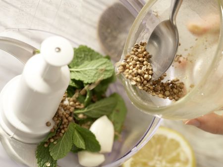 Pita-Ecken mit Erbsen-Dip Zubereitung Schritt 6 Pita-Ecken mit Erbsen-Dip Zubereitung Schritt 6