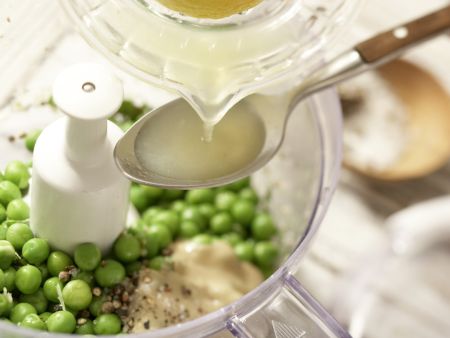 Pita-Ecken mit Erbsen-Dip Zubereitung Schritt 7 Pita-Ecken mit Erbsen-Dip Zubereitung Schritt 7