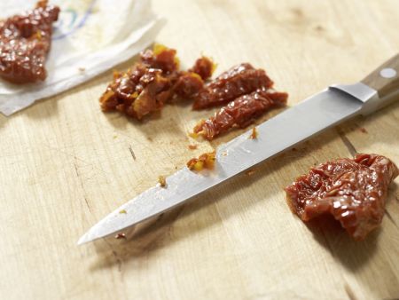 Pizzaschnecken Zubereitung Schritt 2 Pizzaschnecken Zubereitung Schritt 2