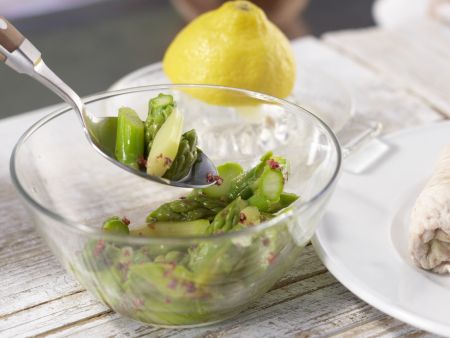 Putenroulade auf Spargelsalat Zubereitung Schritt 8 Putenroulade auf Spargelsalat Zubereitung Schritt 8