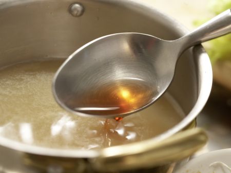Putenstreifen auf buntem Salat Zubereitung Schritt 1 Putenstreifen auf buntem Salat Zubereitung Schritt 1