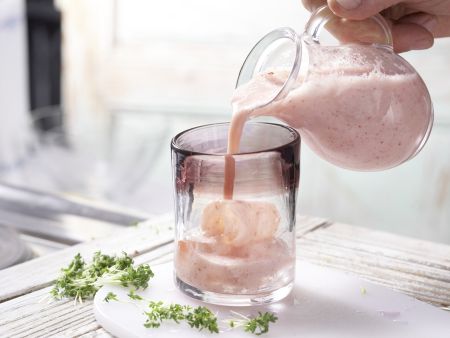 Radieschen-Smoothie Zubereitung Schritt 3 Radieschen-Smoothie Zubereitung Schritt 3