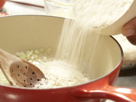 Risotto mit geräuchertem Heilbutt Zubereitung Schritt 6 Risotto mit geräuchertem Heilbutt Zubereitung Schritt 6