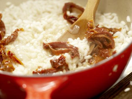 Risotto mit Tintenfisch Zubereitung Schritt 9 Risotto mit Tintenfisch Zubereitung Schritt 9