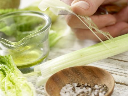 Römersalat mit Birne Zubereitung Schritt 5 Römersalat mit Birne Zubereitung Schritt 5