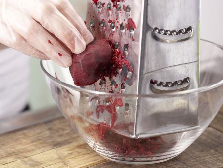 Rote-Bete-Möhren-Salat Zubereitung Schritt 1 Rote-Bete-Möhren-Salat Zubereitung Schritt 1