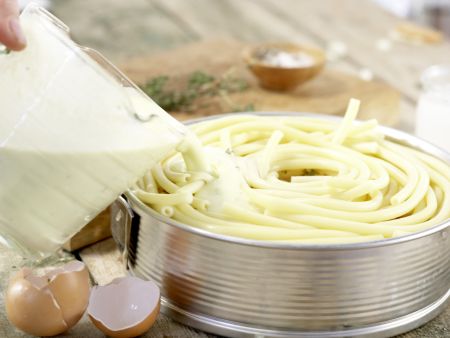 Schinken-Nudel-Torte Zubereitung Schritt 9 Schinken-Nudel-Torte Zubereitung Schritt 9