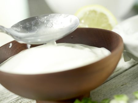 Sellerie-Sticks mit Thunfischcreme Zubereitung Schritt 4 Sellerie-Sticks mit Thunfischcreme Zubereitung Schritt 4