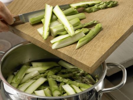 Spargel-Pasta mit Bündner Fleisch Zubereitung Schritt 2 Spargel-Pasta mit Bündner Fleisch Zubereitung Schritt 2